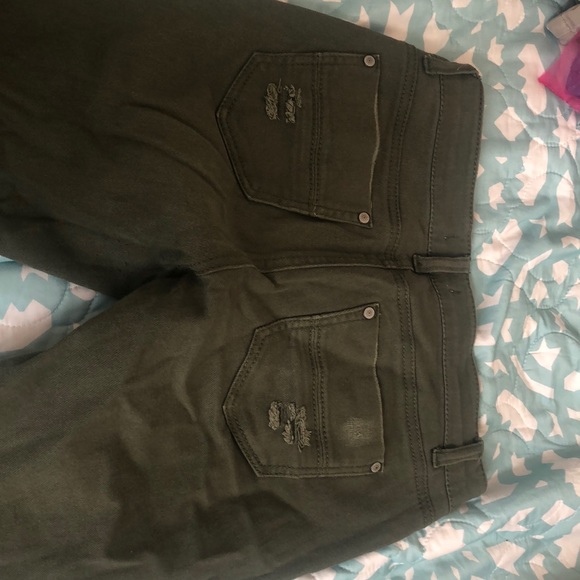 Green skinny jeans - Picture 3 of 5